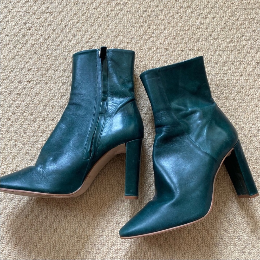 Zara Beautiful Forest Green Leather Boots